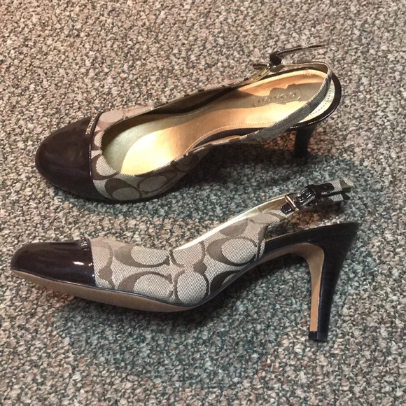 COACH Heels 🌺🌺🌺 - Picture 3 of 8